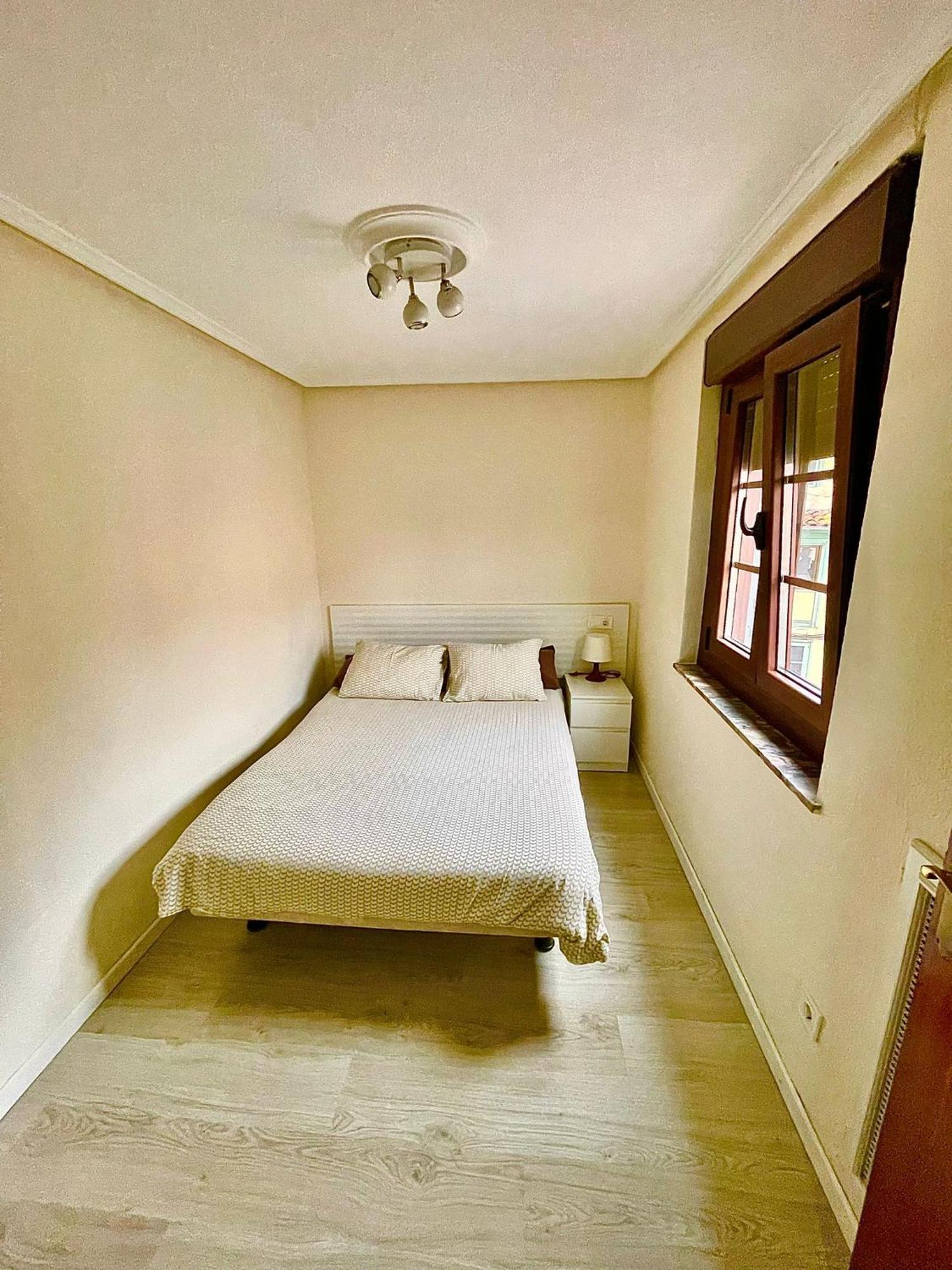 אוביידו Paraguas Guesthouse מראה חיצוני תמונה